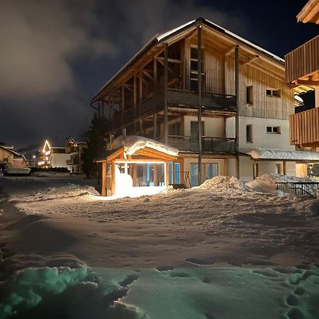 Garni - Hotel Am Burghuegel San Candido Exteriér fotografie